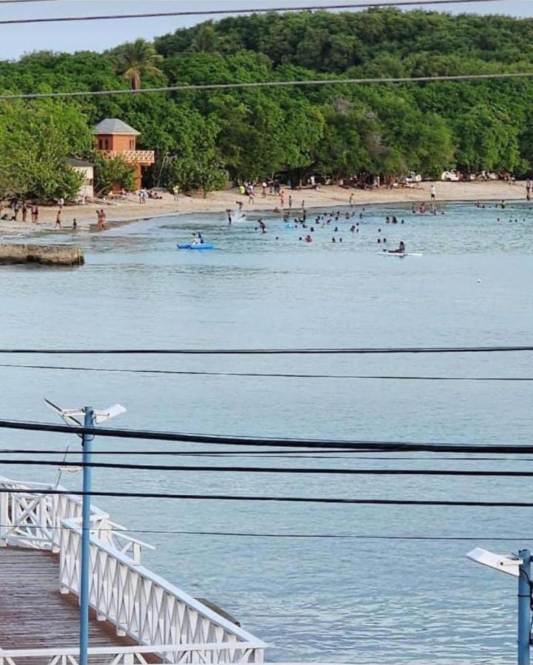 The Seaside Garden Guesthouse Buccoo Luaran gambar